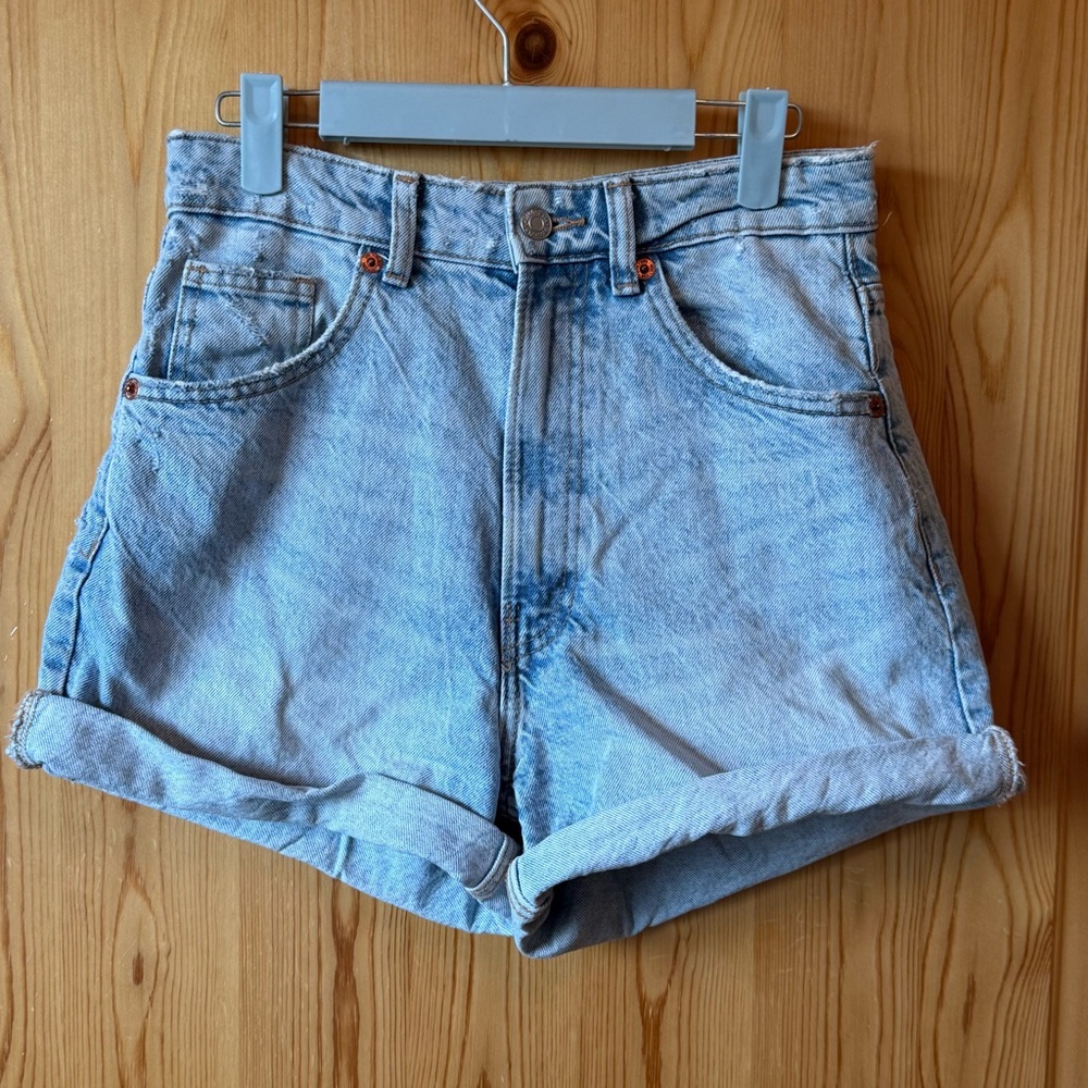Zara Blue Denim High Waisted Shorts Womens US 4 27 Waist Light Wash